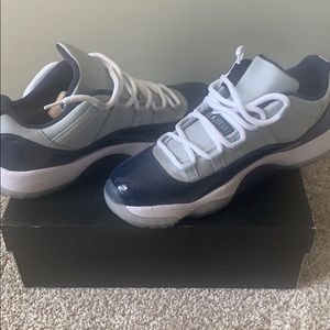 Air Jordan 11 Georgetown